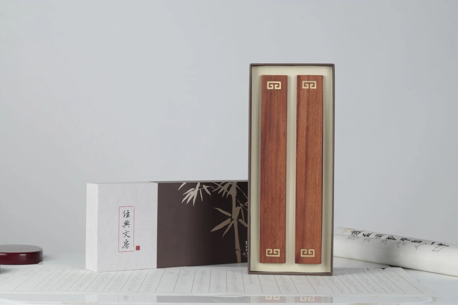 江阴火盾高铝砖与粘土砖性能对比及选型建议