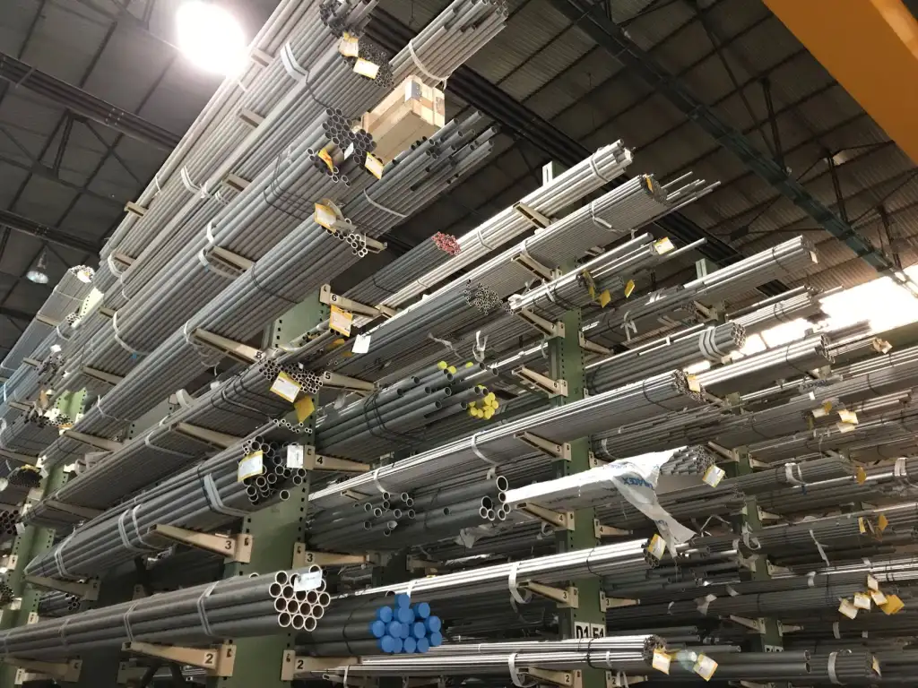 高温窑炉用高铝砖与粘土砖的性能差异及选型要点分析